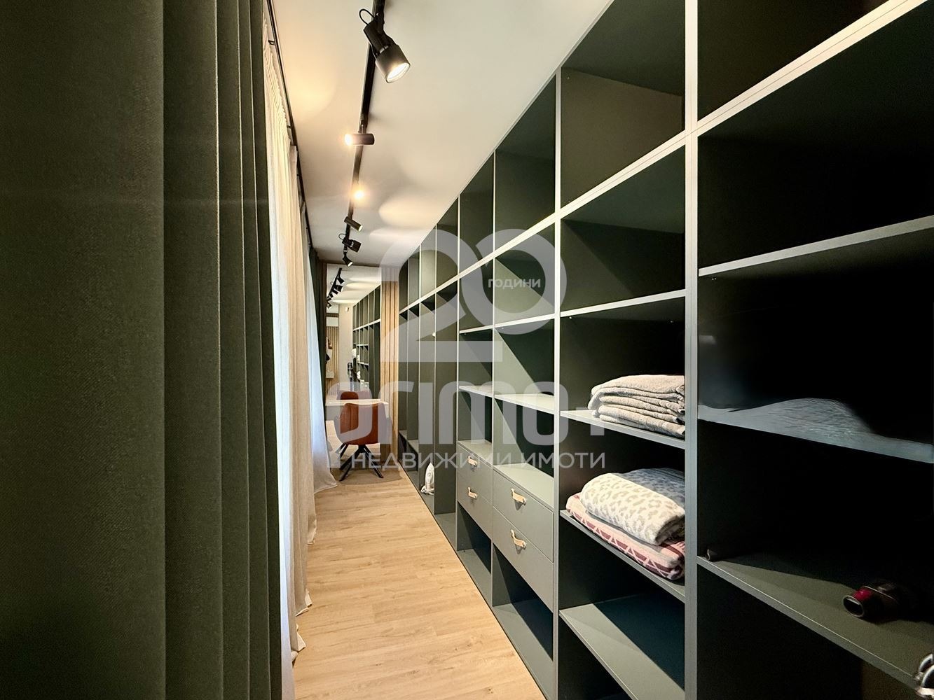 Дава под наем 3-СТАЕН, гр. София, Лозенец, снимка 11 - Апартаменти - 53869638