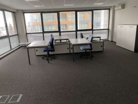 Oficina Vitosha, Sofia 10