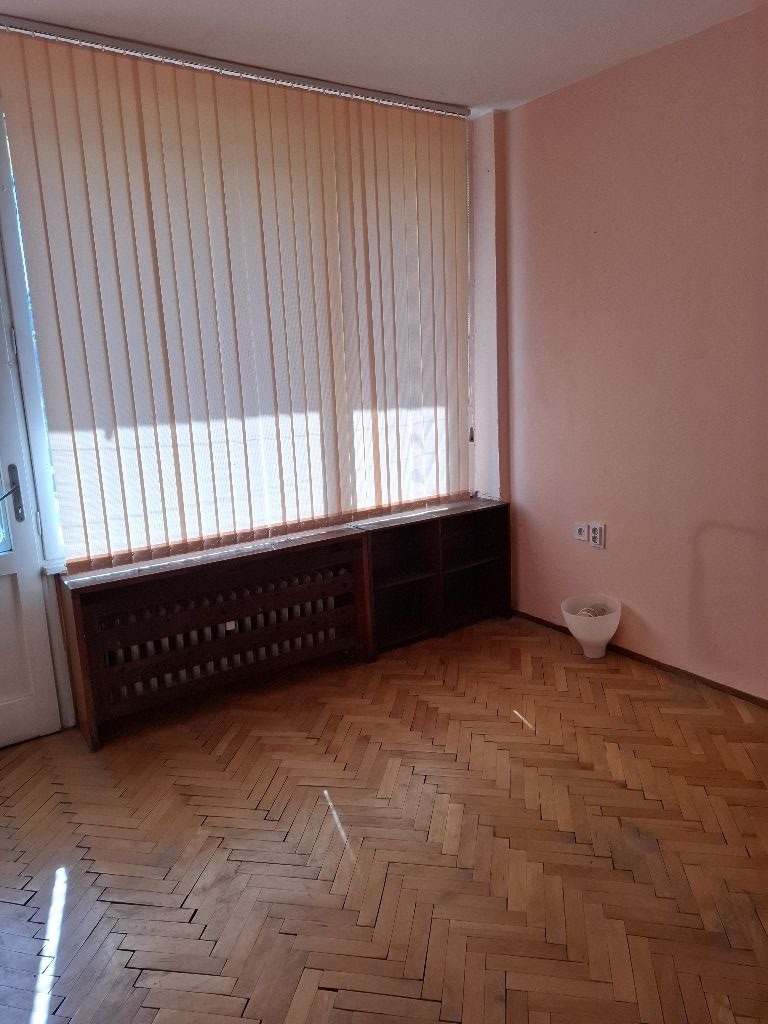 Do wynajęcia  Biuro Sofia , Iztok , 70 mkw | 70936019 - obraz [4]