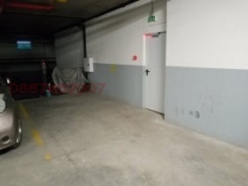 ГАРАЖ, ПАРКОМЯСТО, 20 m2