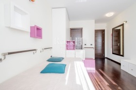 2 bedroom Izgrev, Sofia 10