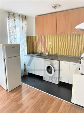 1 dormitorio Tsentar, Varna 1