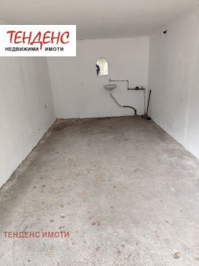 Garage Vazrozhdentsi, Kardzhali