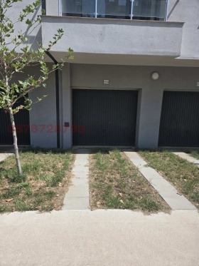 ГАРАЖ, ПАРКОМЯСТО, 38 m2