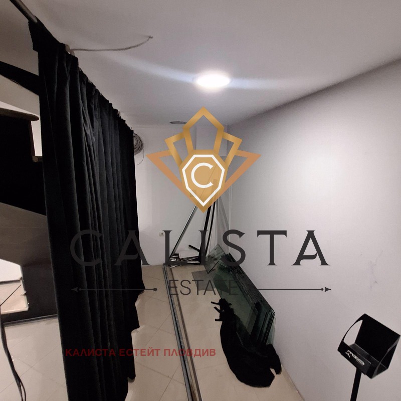 De inchiriat  Magazin Plovdiv , Țentâr , 111 mp | 70755794 - imagine [9]