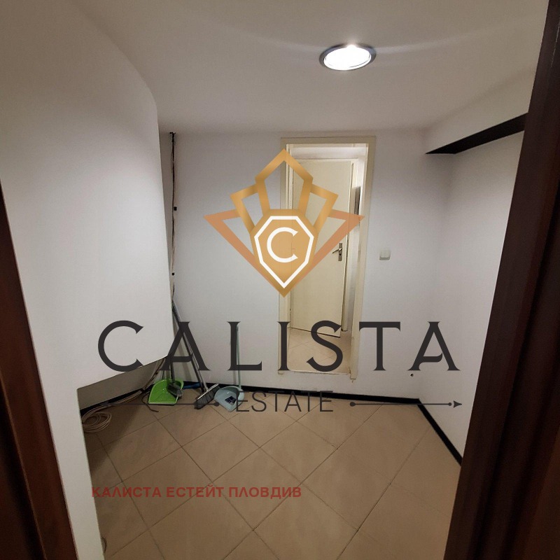 De inchiriat  Magazin Plovdiv , Țentâr , 111 mp | 70755794 - imagine [8]