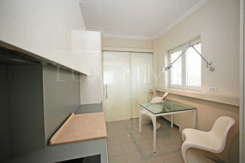 Te huur  1 slaapkamer Sofia , Doktorski pametnik , 94 m² | 16410921 - afbeelding [8]
