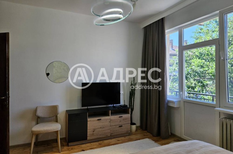 Издаје се  2 спаваће собе Софија , Центар , 127 м2 | 21907917 - слика [13]