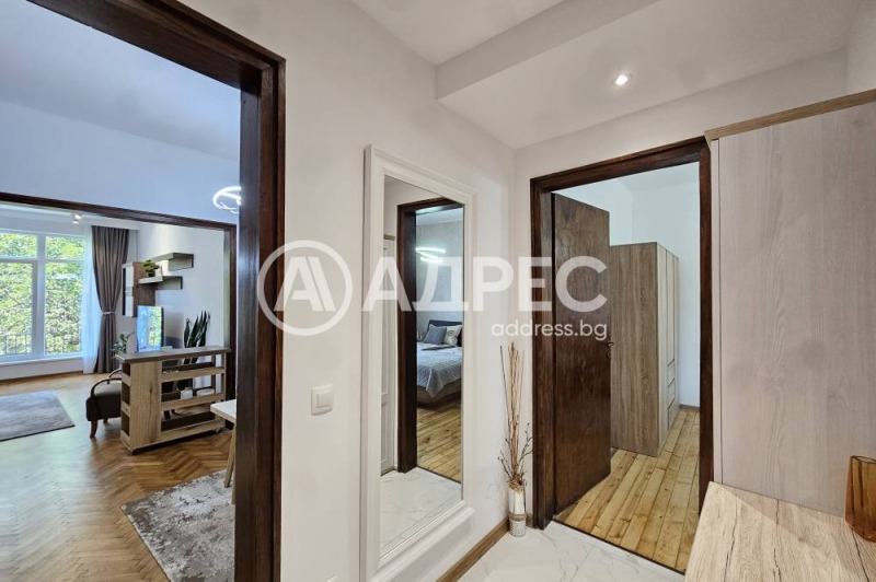 Издаје се  2 спаваће собе Софија , Центар , 127 м2 | 21907917 - слика [6]