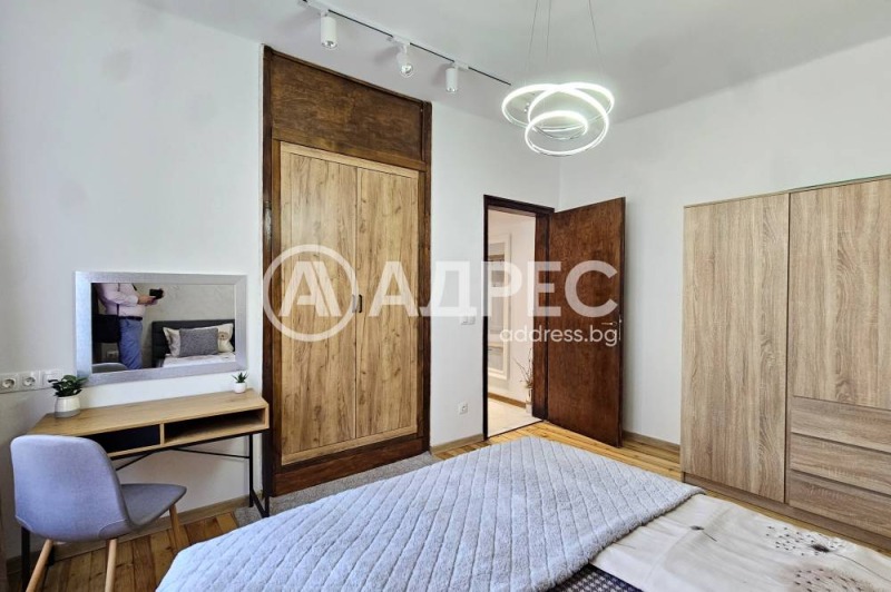 Издаје се  2 спаваће собе Софија , Центар , 127 м2 | 21907917 - слика [10]