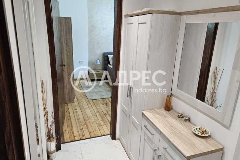 Издаје се  2 спаваће собе Софија , Центар , 127 м2 | 21907917 - слика [7]
