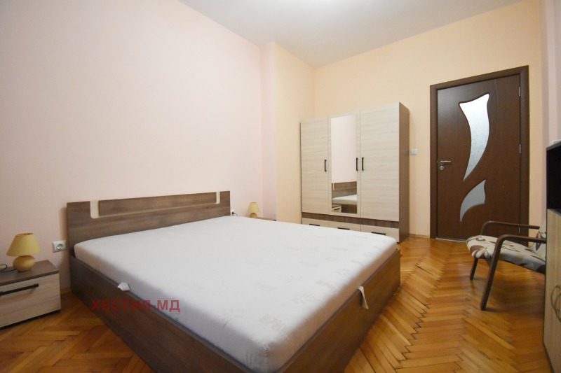 Zu vermieten  1 Schlafzimmer Sofia , Zentar , 70 qm | 86252543 - Bild [9]