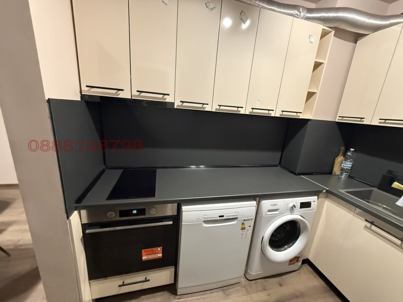 Дава под Наем 4-СТАЕН в град София, Гео Милев - 111 кв.м / 800 € » 1 564.66 лв.