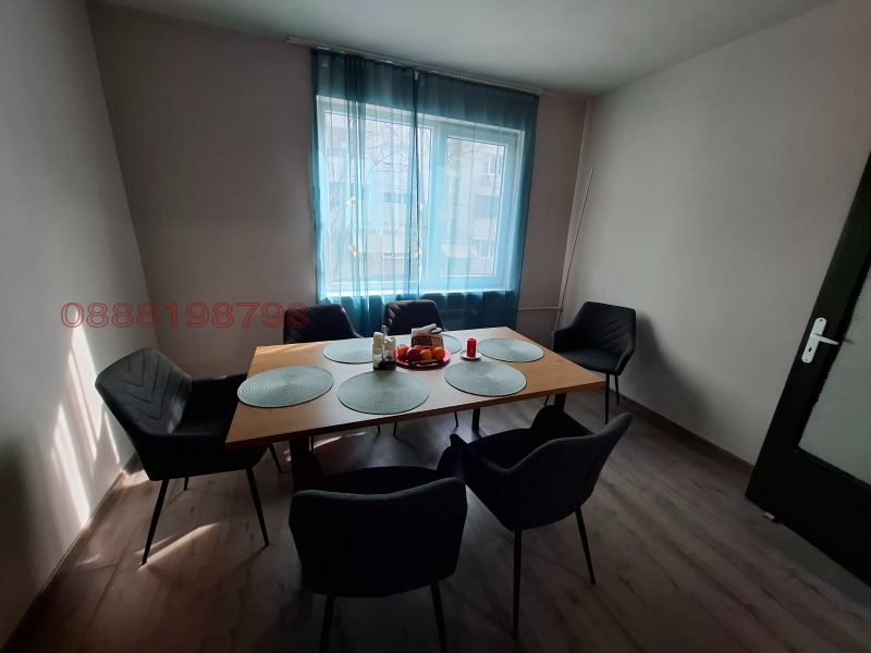 Дава под наем 4-СТАЕН, гр. София, Гео Милев, снимка 7 - Апартаменти - 53474446