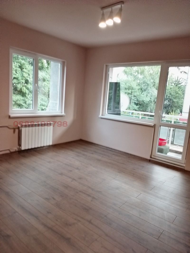 Kiadó  3 hálószobás Sofia , Geo Milev , 111 négyzetméter | 84494799 - kép [9]