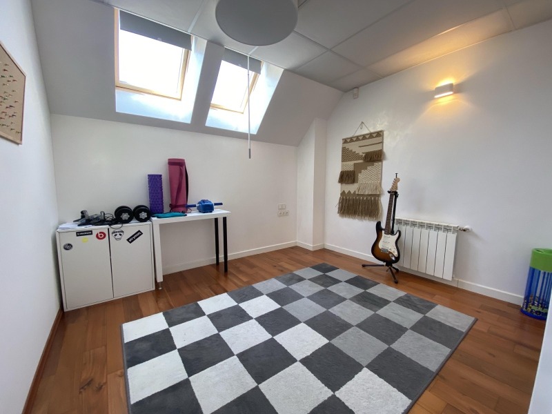 Дава под наем КЪЩА, гр. София, с. Панчарево, снимка 11 - Къщи - 52652491