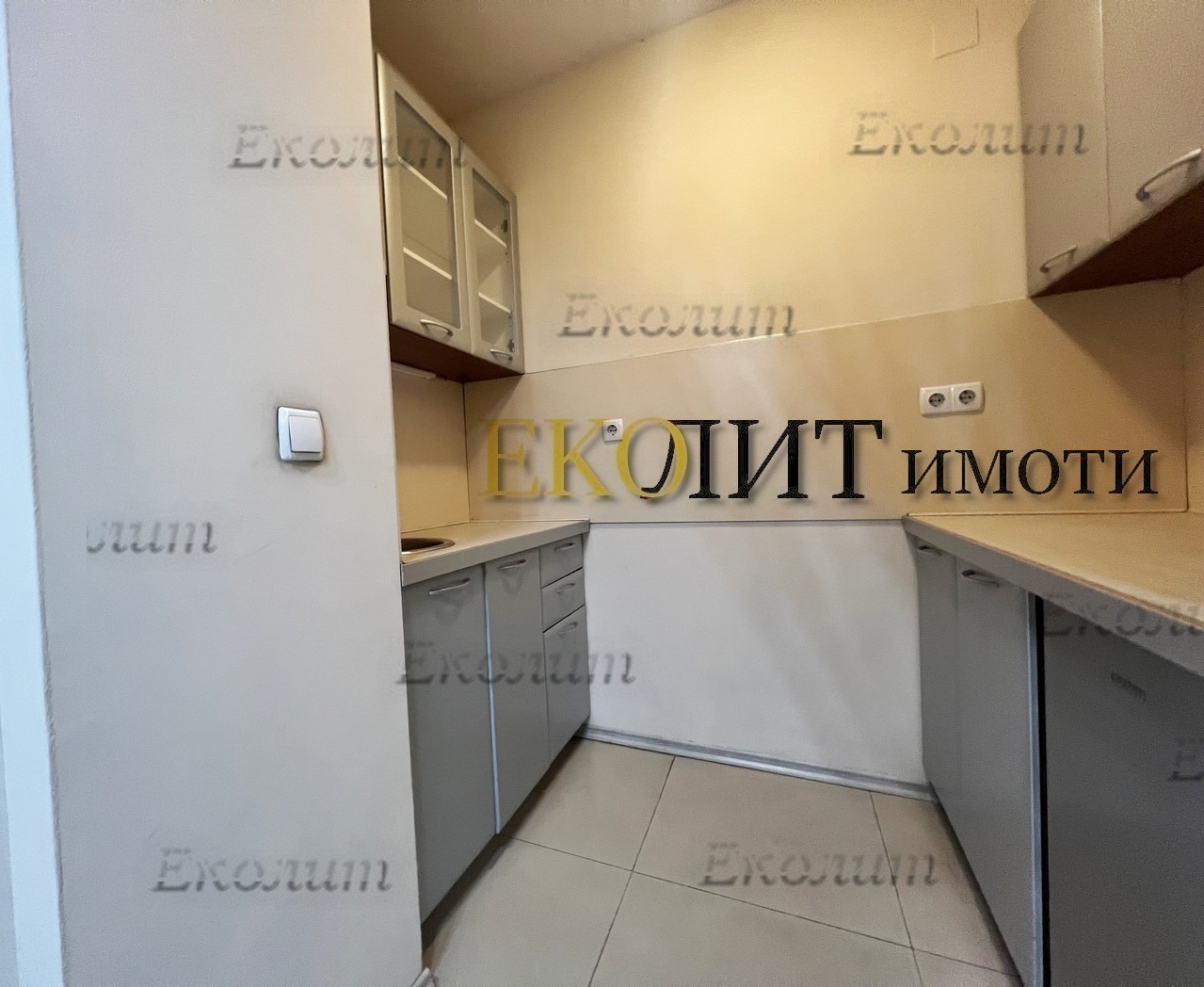 Дава под наем ОФИС, гр. София, Център, снимка 3 - Офиси - 54421301