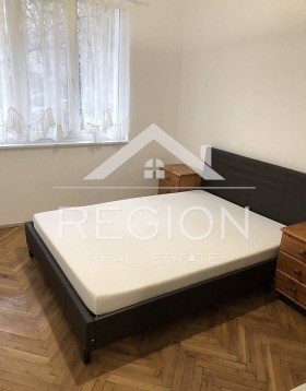 1 chambre Lyatno kino Trakiya, Varna 1