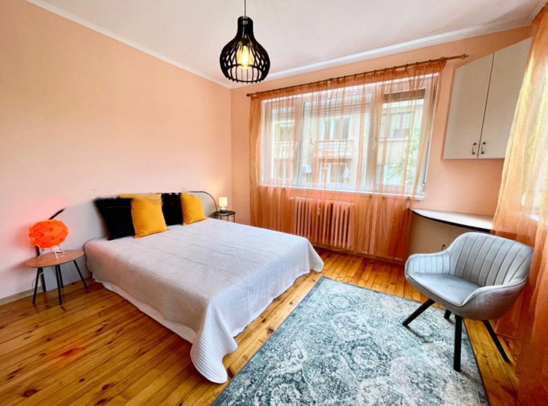 Издаје се  1 спаваћа соба Софија , Центар , 60 м2 | 92881773 - слика [8]
