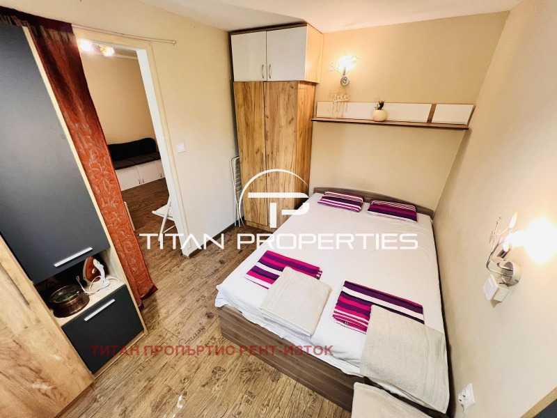 Дава под наем 2-СТАЕН, гр. Бургас, Център, снимка 5 - Апартаменти - 52706061