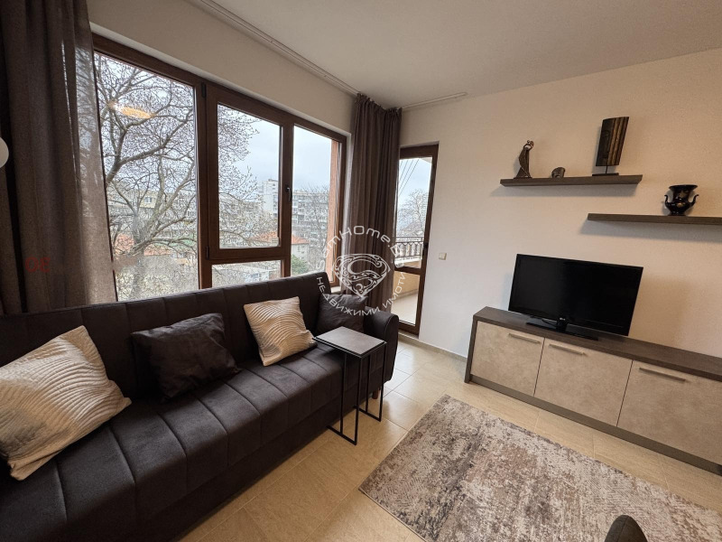 Под наем 2-СТАЕН, град Варна, Левски 1 • 650 € / 1271.29 лв. • 83804321 1