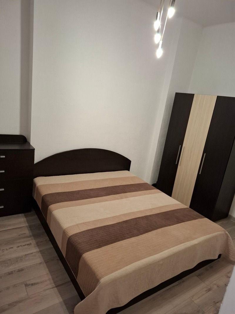 Дава под наем 2-СТАЕН, гр. София, Център, снимка 4 - Апартаменти - 55623021