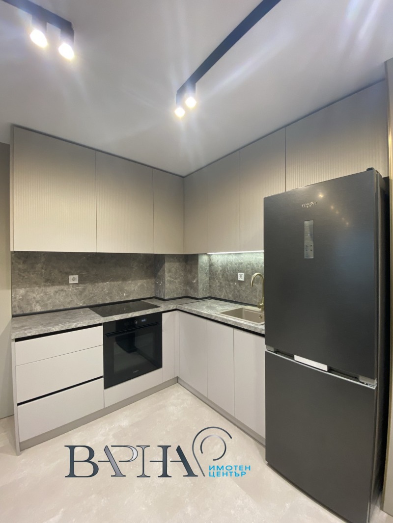 De inchiriat  2 dormitoare Varna , Briz , 107 mp | 51068797 - imagine [4]