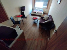 Studio Vâzrajdane, Burgas