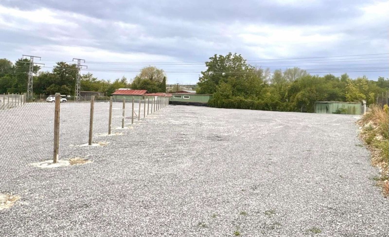 Дава под Наем ПАРКИНГ в град Шумен, Промишлена зона - 1000 кв.м / 767 € » 1 500.12 лв., ПАНОРАМА
