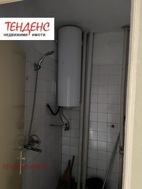 1 спаваћа соба Вазрожденци, Карджали 3
