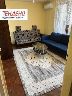 1 спаваћа соба Вазрожденци, Карджали 1