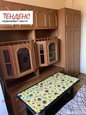1 спаваћа соба Вазрожденци, Карджали 4