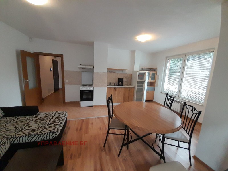 Издаје се  2 спаваће собе Софија , Редута , 100 м2 | 56058982 - слика [2]