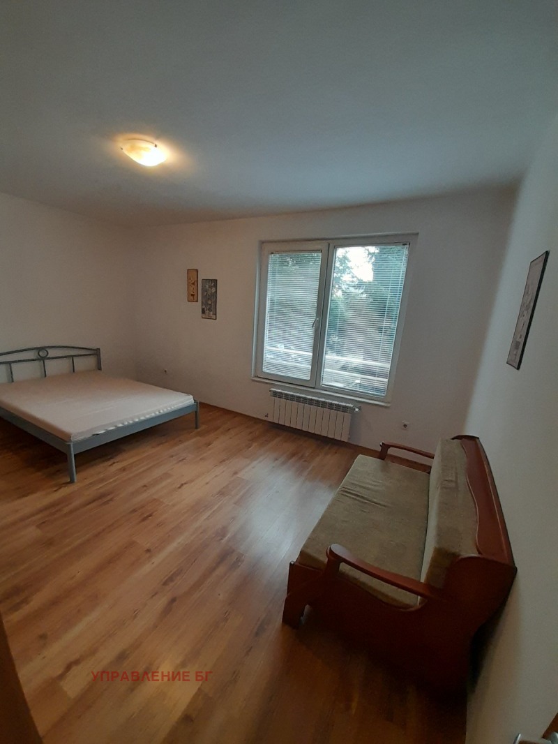 Издаје се  2 спаваће собе Софија , Редута , 100 м2 | 56058982 - слика [3]