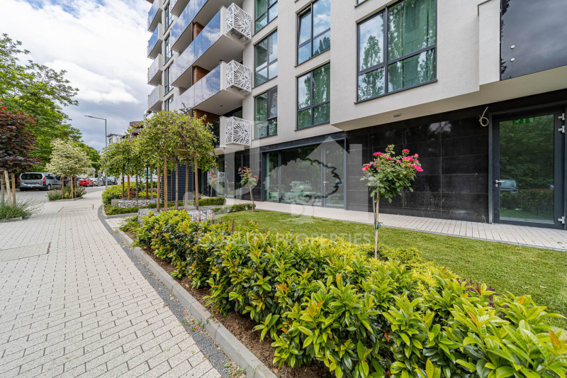 Дава под Наем МАГАЗИН в град София, Изгрев - 224 кв.м / 4 028 € » 7 878.08 лв., ДЖЕЙ И ДЖЕЙ КОРПОРЕЙШЪН ООД