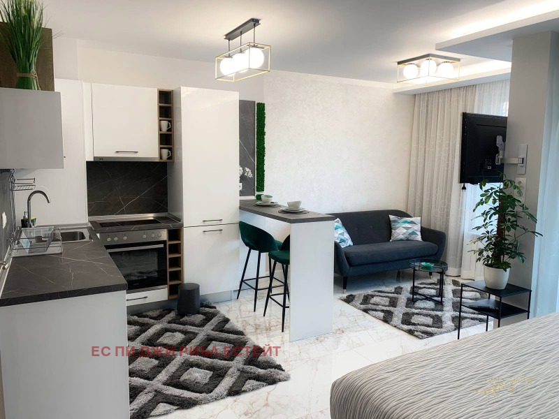 Дава под наем 1-СТАЕН, гр. София, Център