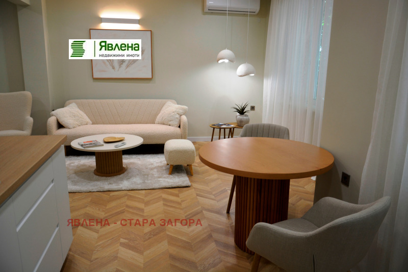 Zu vermieten  1 Schlafzimmer Stara Zagora , Zentar , 85 qm | 82161399