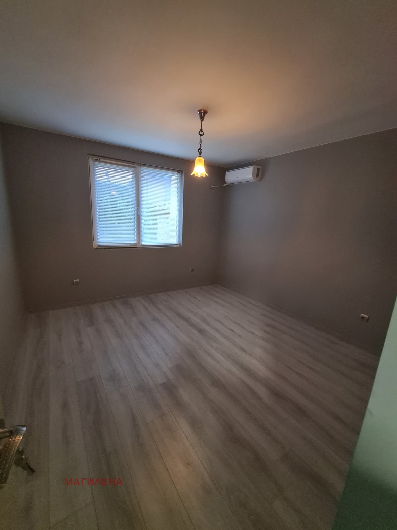 För uthyrning  1 sovrum Plovdiv , Komatevo , 70 kvm | 22777492 - bild [4]