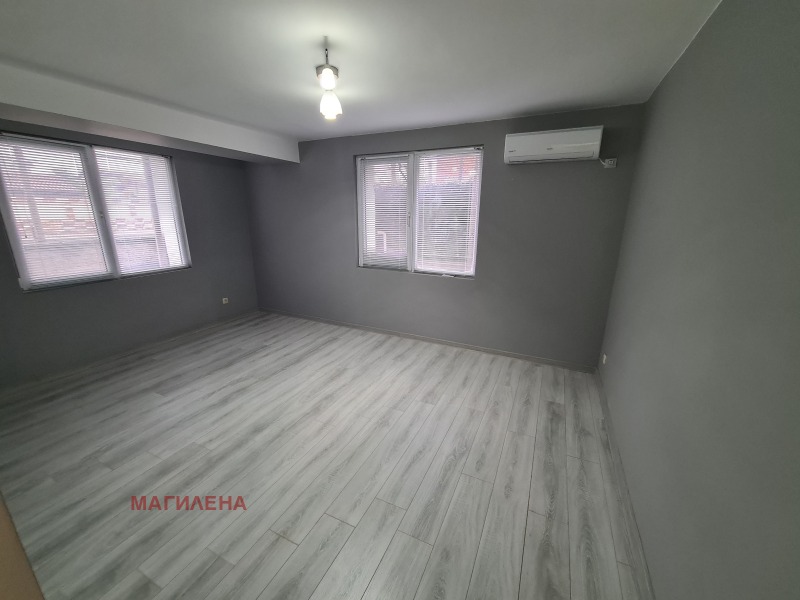 För uthyrning  1 sovrum Plovdiv , Komatevo , 70 kvm | 22777492 - bild [5]