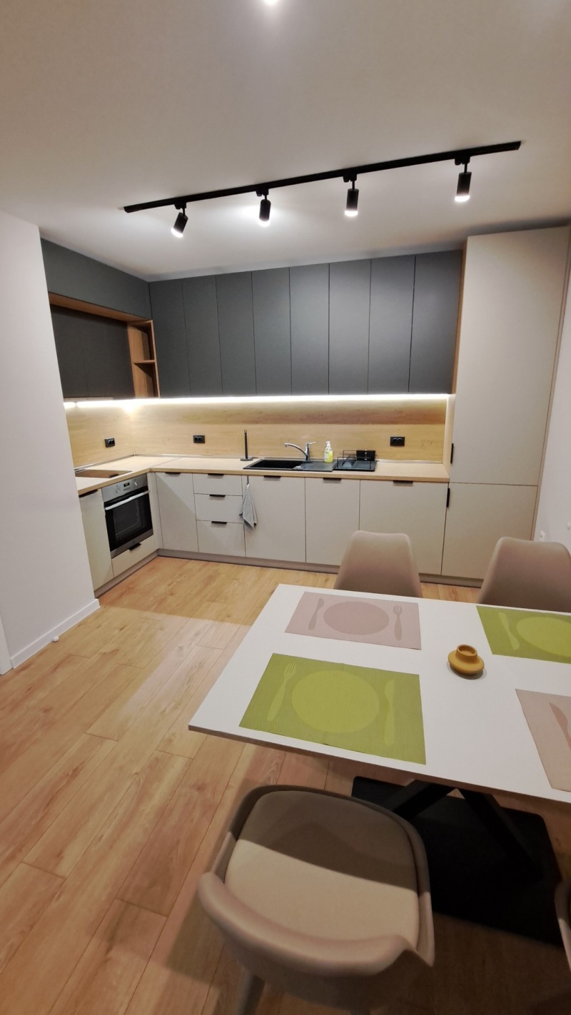 Дава под наем 2-СТАЕН, гр. Пловдив, Христо Смирненски, снимка 6 - Апартаменти - 52641369