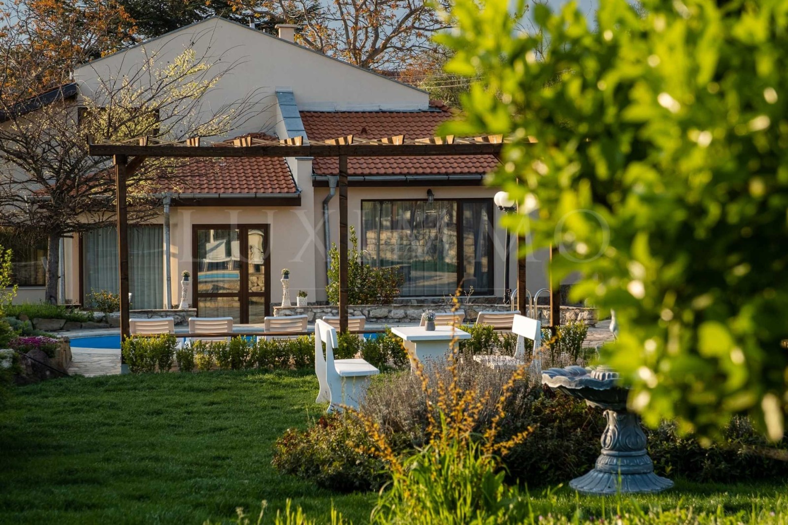 Дава под наем КЪЩА, с. Здравец, област Варна