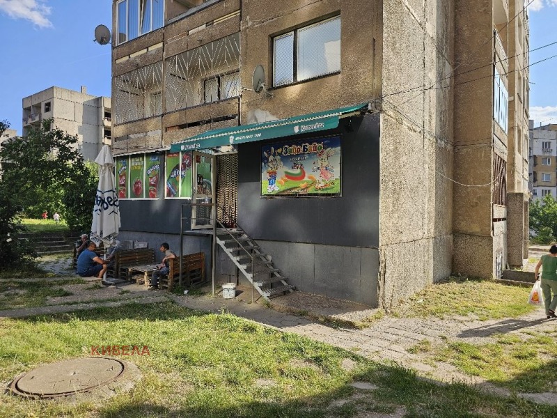 Дава под Наем МАГАЗИН в област Перник, гр. Радомир - 85 кв.м / 409.03 € » 800 лв., КИБЕЛА