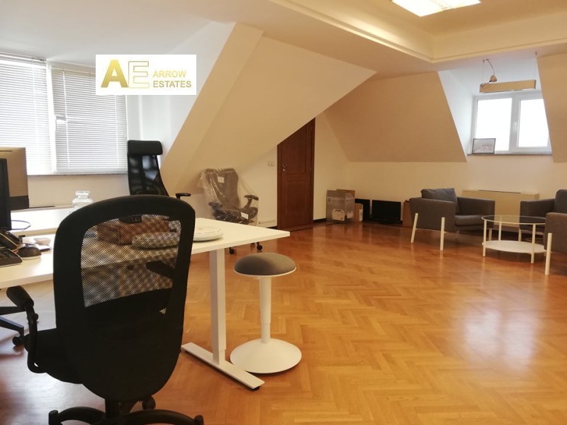 Te huur  Kantoor Sofia , Tsentar , 307 m² | 14064228