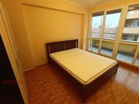 1 camera da letto Tsentar, Sofia 8