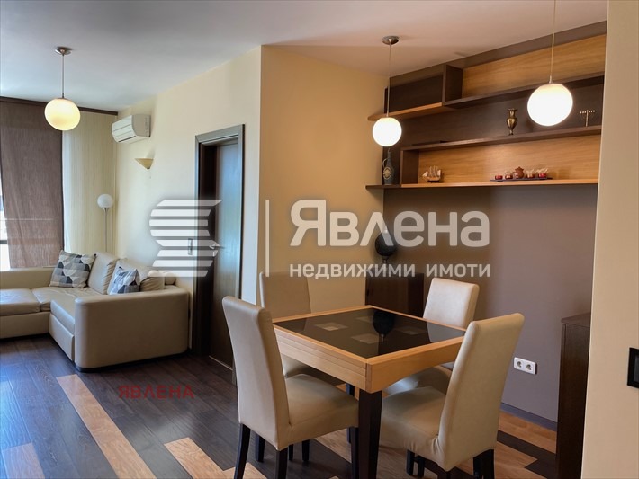Te huur  2 slaapkamers Sofia , Gotse Deltsjev , 120 m² | 21591707