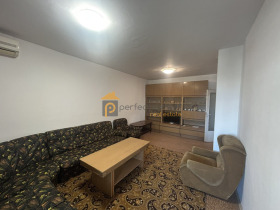 1 ložnice Kjučuk Pariž, Plovdiv