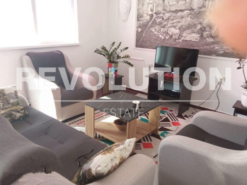 Do wynajęcia  1 sypialnia Warna , Centar , 88 mkw | 91062503