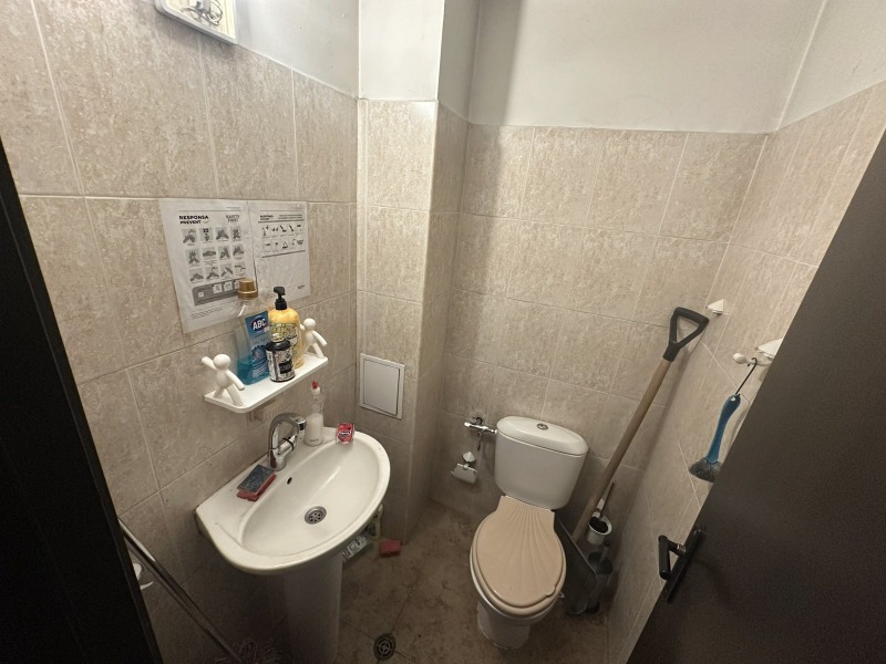 K pronájmu  Prodejna Sofia , Ljulin 2 , 65 m2 | 33637109 - obraz [8]