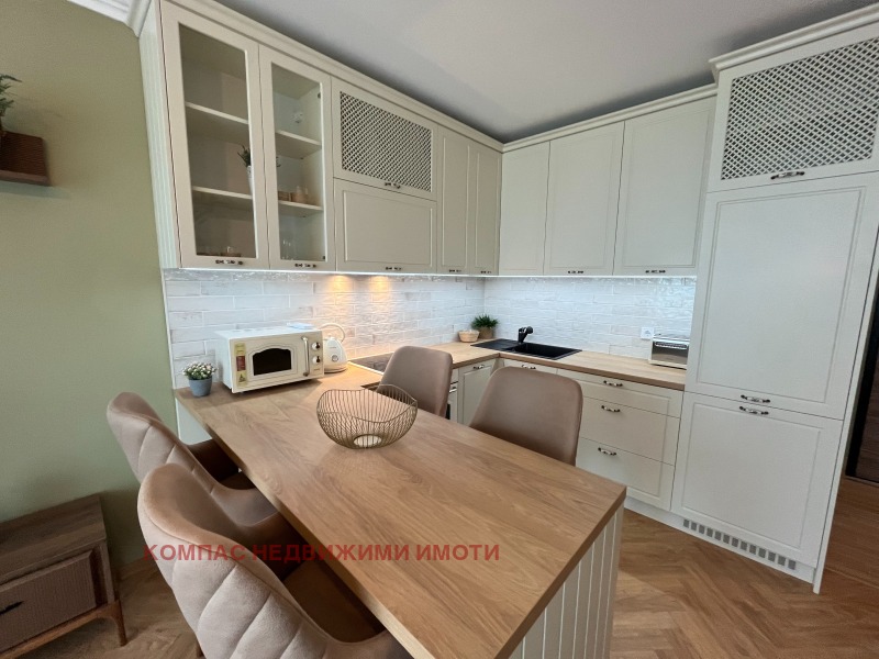 De inchiriat  1 dormitor Varna , c.c. Ciaica , 80 mp | 78376903 - imagine [3]