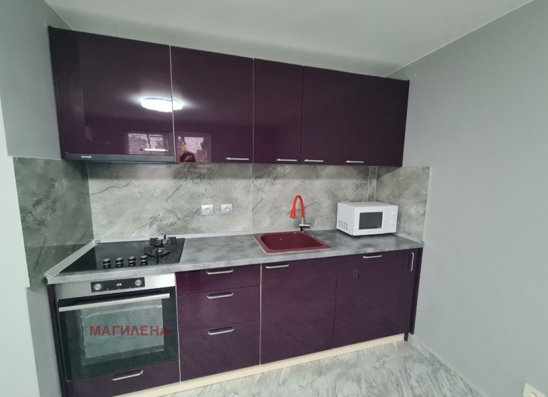 Te huur  1 slaapkamer Plovdiv , Komatevo , 70 m² | 86394122